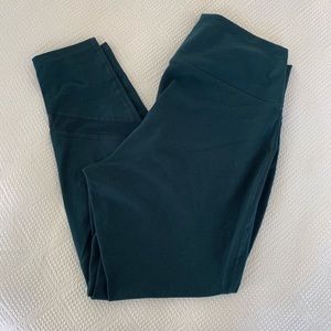 Old Navy Active Go Dry Balance Legging